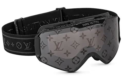 mascherina louis vuitton prezzo|louis vuitton lv snow mask.